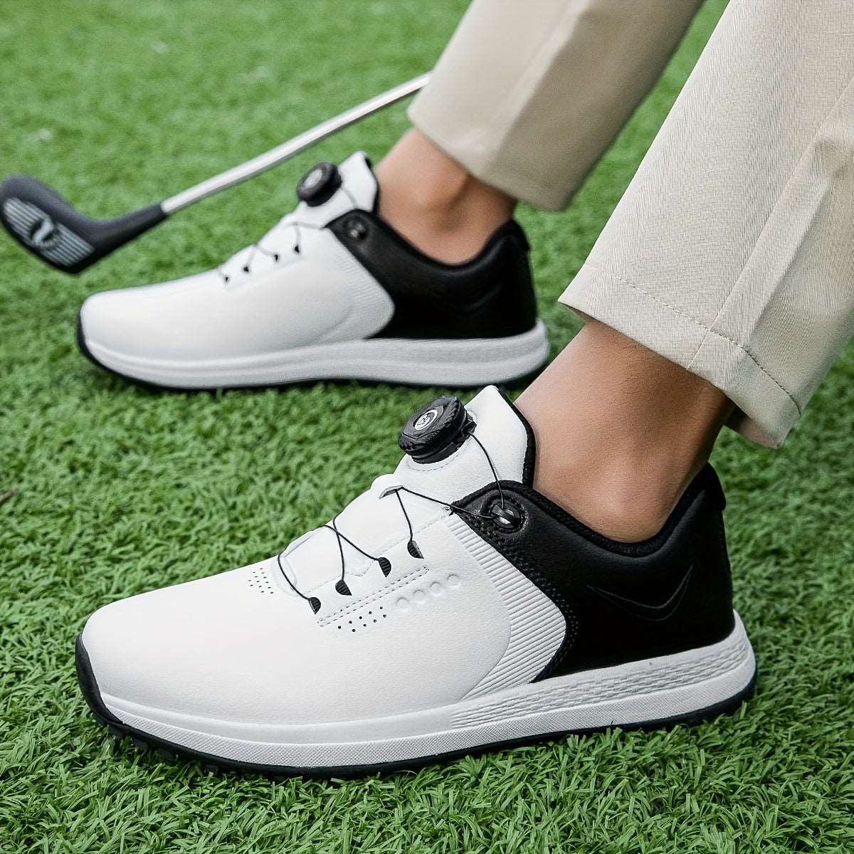 Men's Solid Non-slip Golf Shoes With Rotating Buckle